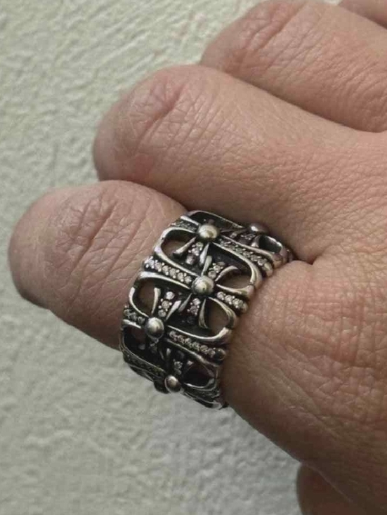 Chrome Hearts Other - Chrome Hearts Oxidized Silver Floral Link Ring